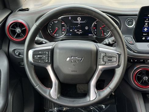 Used 2025 Chevrolet Blazer RS image 23
