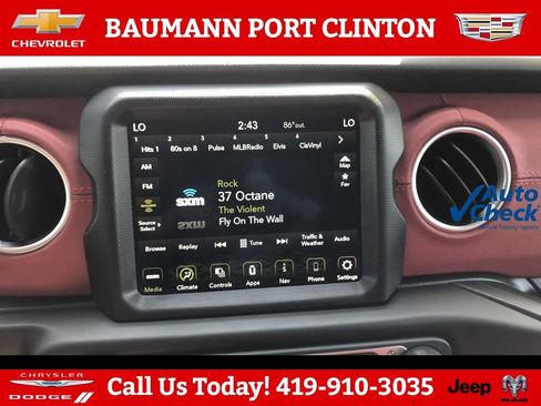 New 2023 Jeep Wrangler Unlimited Rubicon 4xe AWD/4WD image 18