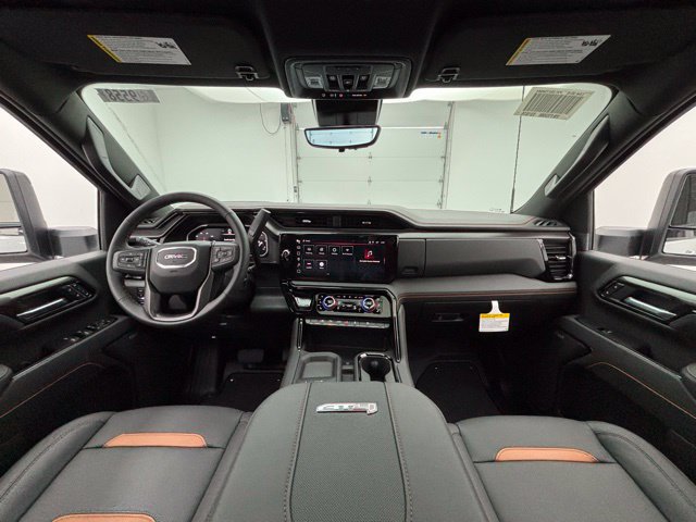 New 2026 GMC Sierra 2500 AT4 w/ AT4 Premium Plus Package AWD/4WD image 3
