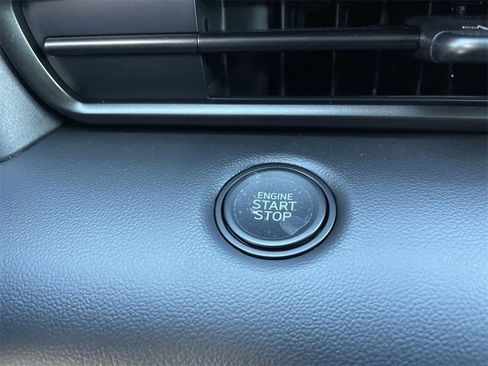 New 2025 Hyundai Elantra Sport image 29