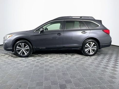 Used 2019 Subaru Outback 2.5i Limited AWD/4WD image 3
