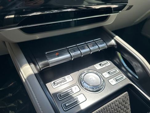 New 2026 Lincoln Nautilus Premier AWD/4WD image 29