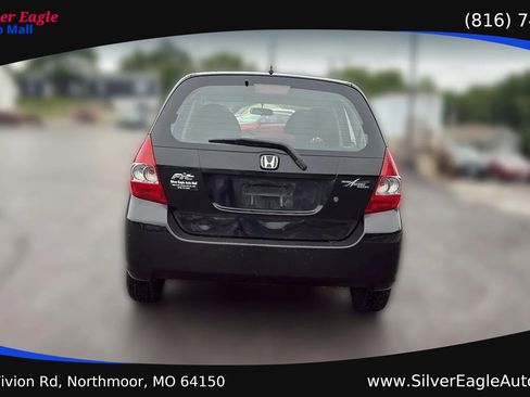 Used 2007 Honda Fit image 4