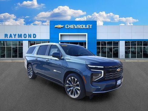 New 2026 Chevrolet Suburban High Country AWD/4WD image 1