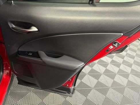 Used 2019 Lexus UX 200 F Sport FWD image 27