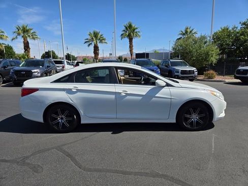 Used 2012 Hyundai Sonata GLS FWD image 3