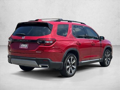 Certified 2023 Honda Pilot Touring image 14