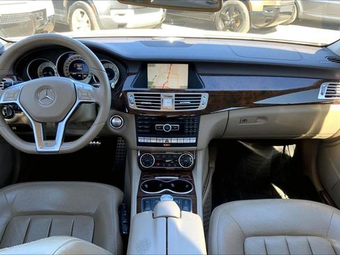 Used 2013 Mercedes-Benz CLS 550 image 14