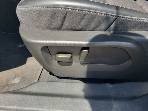 Used 2023 Buick Envision Preferred FWD image 17