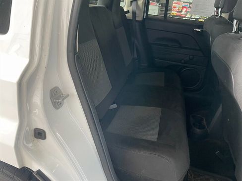 Used 2017 Jeep Patriot Sport FWD image 19