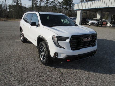 New 2026 GMC Acadia AT4 w/ Luxury Package image 4