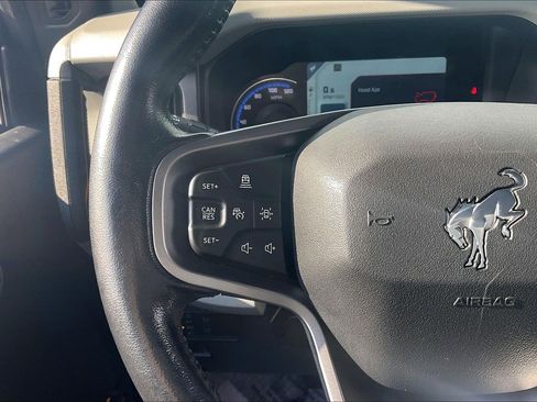 Used 2021 Ford Bronco Badlands image 23