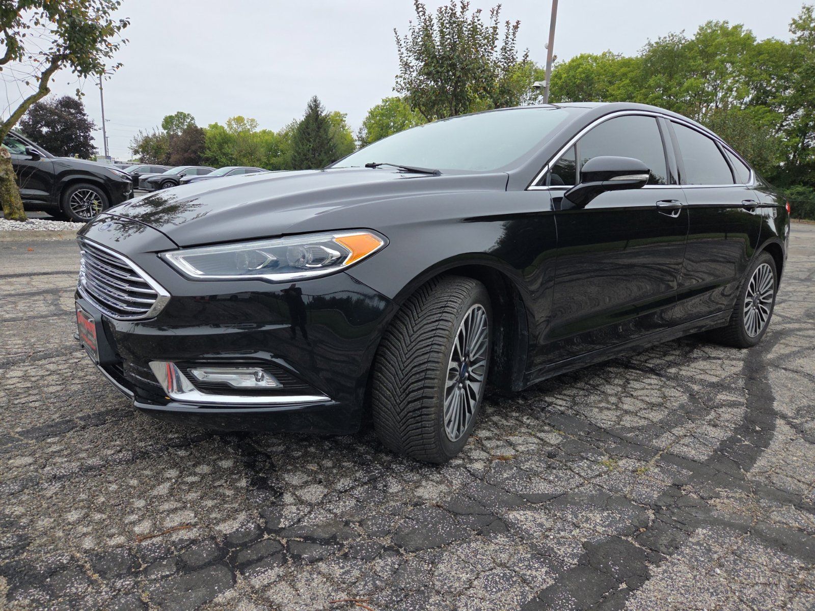 Used 2017 Ford Fusion Titanium AWD/4WD image 10