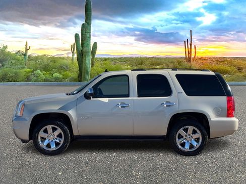 Used 2014 GMC Yukon SLT image 3