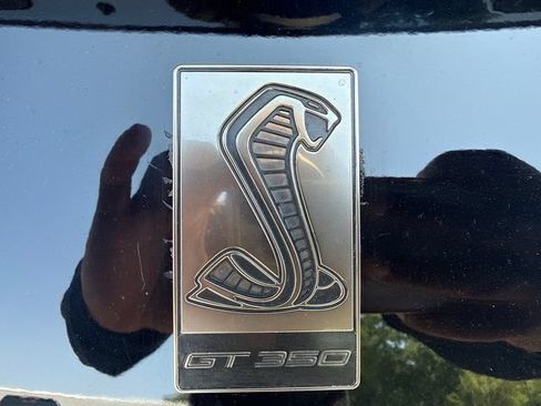 Used 2019 Ford Mustang Shelby GT350 w/ Technology Package RWD image 13