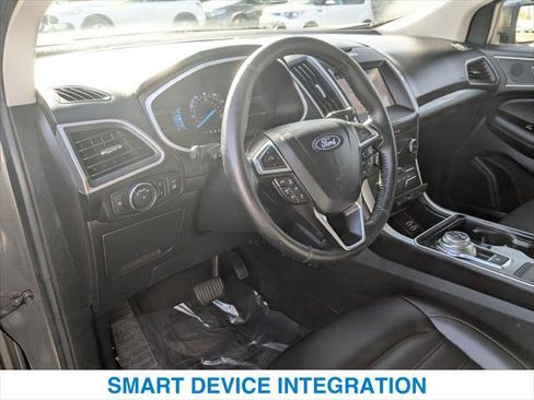 Used 2019 Ford Edge SEL image 14