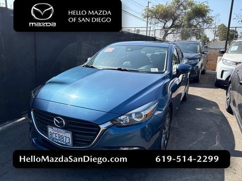 Used 2018 MAZDA MAZDA3 Touring FWD image 1