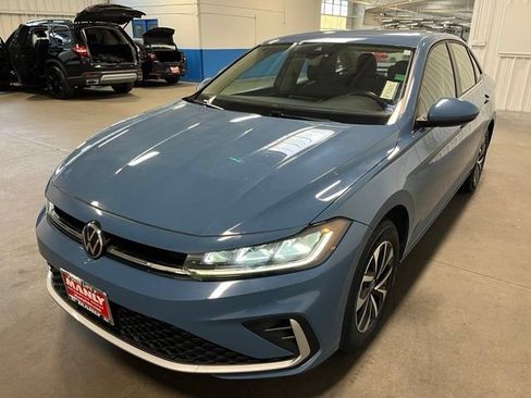 Used 2025 Volkswagen Jetta S FWD image 7