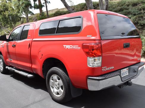Used 2010 Toyota Tundra 4x4 Double Cab image 6