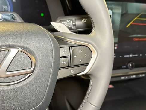 Certified 2023 Lexus RZ 450e Premium w/ Accessory Package (Z1) image 30