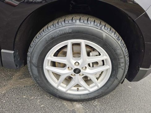 Used 2023 Ford Edge SEL image 16