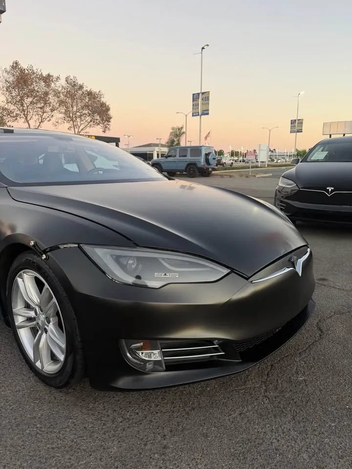 Used 2013 Tesla Model S Performance RWD image 5
