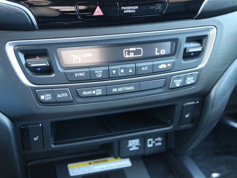 Used 2023 Honda Passport TrailSport image 24