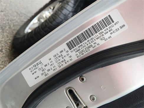 Used 2015 RAM 2500 Tradesman w/ Chrome Appearance Group image 30