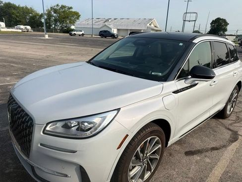 Used 2025 Lincoln Corsair Grand Touring w/ Equipment Group 302A AWD/4WD image 1
