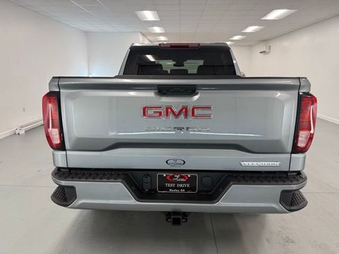 New 2026 GMC Sierra 1500 Elevation image 7