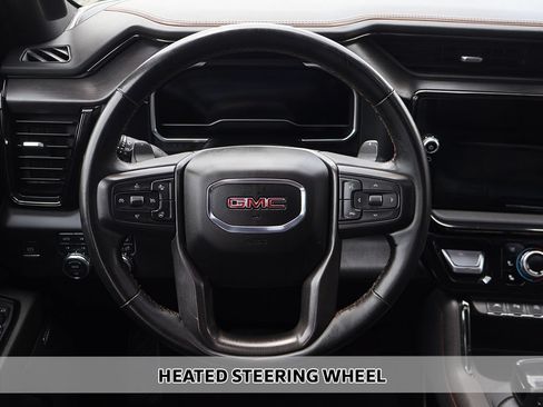 Used 2024 GMC Sierra 1500 AT4 w/ Technology Package AWD/4WD image 10