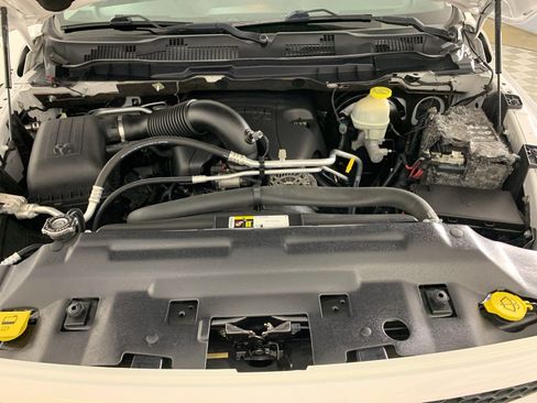 Used 2017 RAM 1500 Express w/ Express Value Package image 10