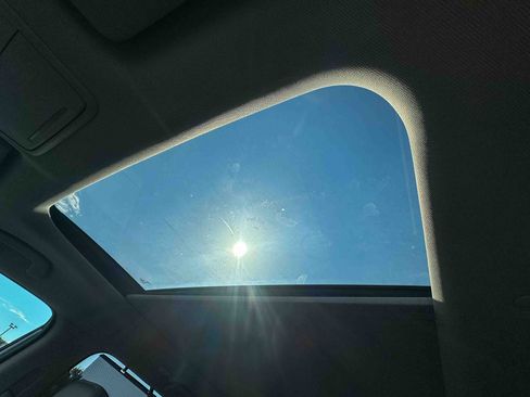 New 2025 Honda Pilot Touring image 29