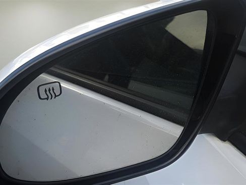 Used 2016 Toyota Corolla S FWD image 18