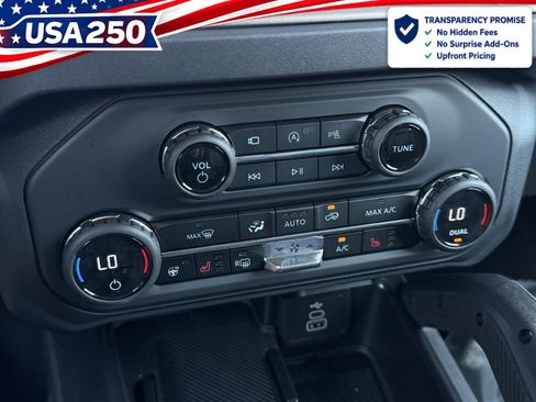 New 2026 Ford Bronco Outer Banks w/ Sasquatch Package AWD/4WD image 18
