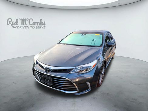 Used 2016 Toyota Avalon Limited w/ Toyota Safety Sense Package FWD image 1