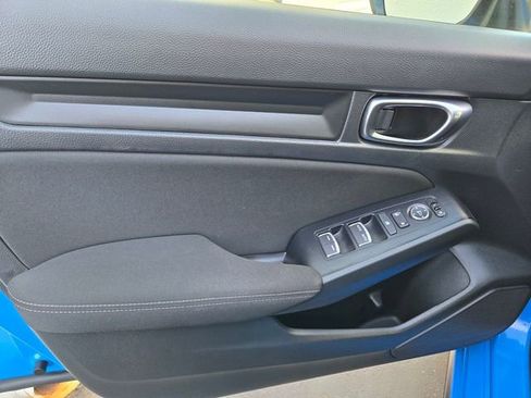 Certified 2025 Honda Civic Sport image 16