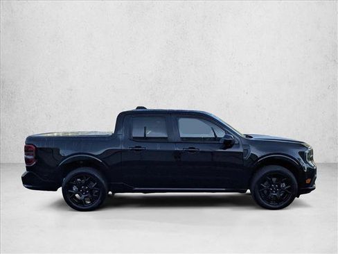 Used 2025 Ford Maverick Lobo image 4