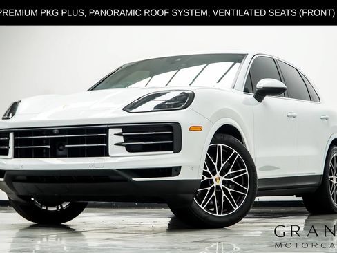 Used 2024 Porsche Cayenne AWD/4WD image 1