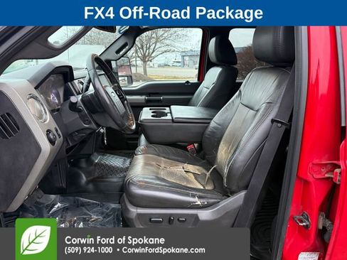 Used 2011 Ford F250 Lariat w/ Lariat Interior Pkg image 2