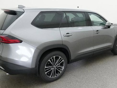 New 2026 Toyota Grand Highlander AWD Hybrid image 39