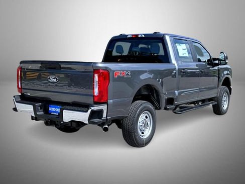 New 2027 Ford F250 XL w/ FX4 Off-Road Package AWD/4WD image 5