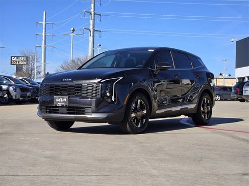 New 2026 Kia Sportage LX w/ LX Convenience Package image 2