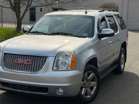 Used 2013 GMC Yukon SLT image 2