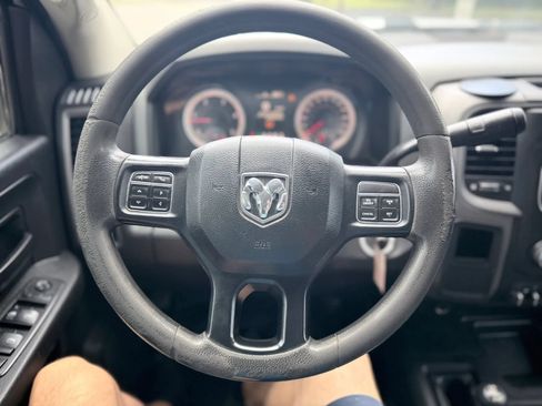Used 2018 RAM 2500 Tradesman w/ Chrome Appearance Group AWD/4WD image 14