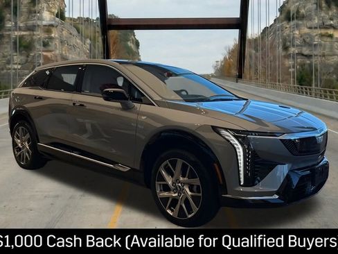 New 2026 Cadillac Optiq Luxury 1 w/ LPO, Floor Liner Package AWD/4WD image 1