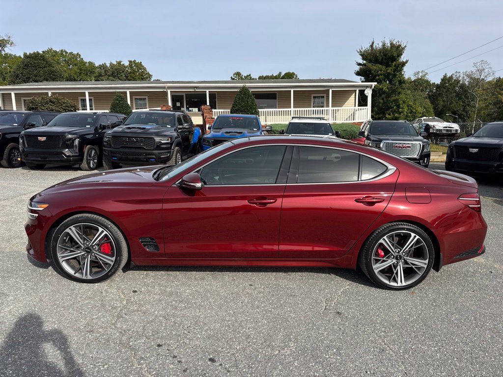 Used 2024 Genesis G70 3.3T Advanced RWD image 2