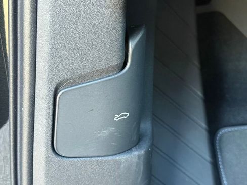 New 2025 Audi Q5 Premium Plus image 65