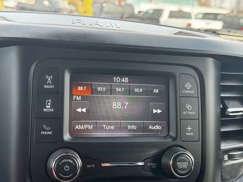 Certified 2023 RAM 1500 Big Horn image 28