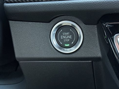 New 2026 Chevrolet Traverse High Country image 24